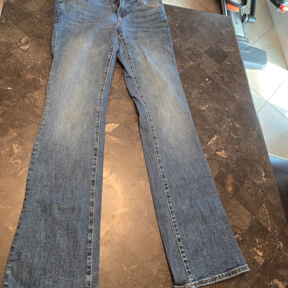AERO WOMENS MID RISE BOOT CUT JEANS - SIZE 10L - LIKE NEW - Picture 5 of 5